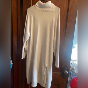 Mid turtleneck knit dress